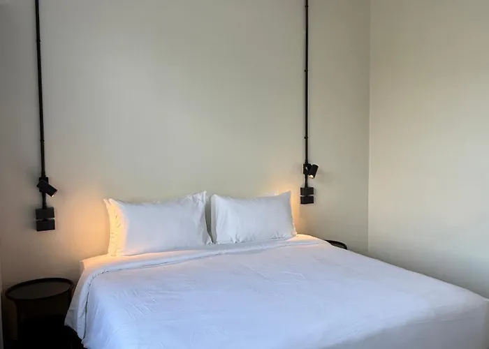 Holmes Pranakorn Hotel Bangkok